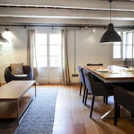 Gothic Apartment Barcelona