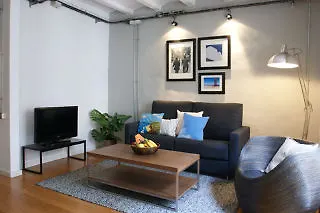 Apartment Gothic *